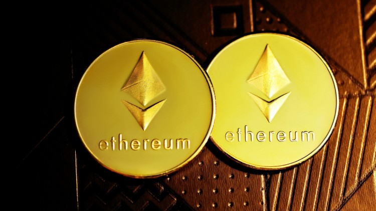 密采用的关键催化剂Ethereum ETF Approval: Key Catalyst for C